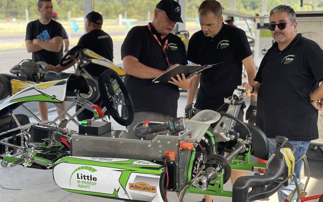Equipo de Little Cars en el Campeonato Gallego de karting 2022